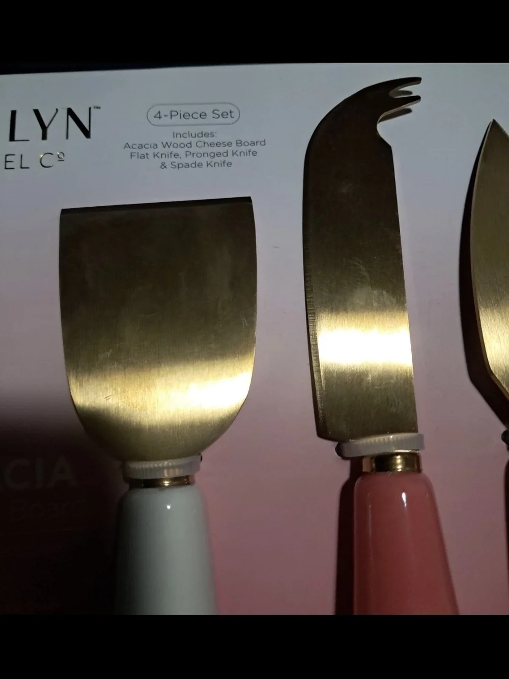 BKLYN Steel Co. Acacia Cheese Board & 4pc Stainless Steel Knife Set Pink White